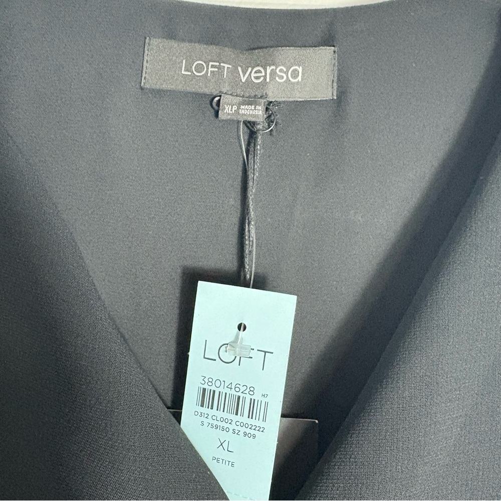 LOFT NWT Button-Front Sleeveless Vest in Black Size XLP (PETITE) — NWT - Picture 5 of 8